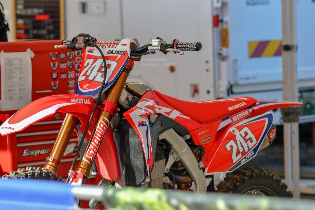 ガイザーのマシン。日本には来季のテストに来てるわけでこれには来年のマシンの内容も含まれているのかもしれないと思うとワクワクするような気もするが具体的に何が違うのかはまったくわからない(笑)