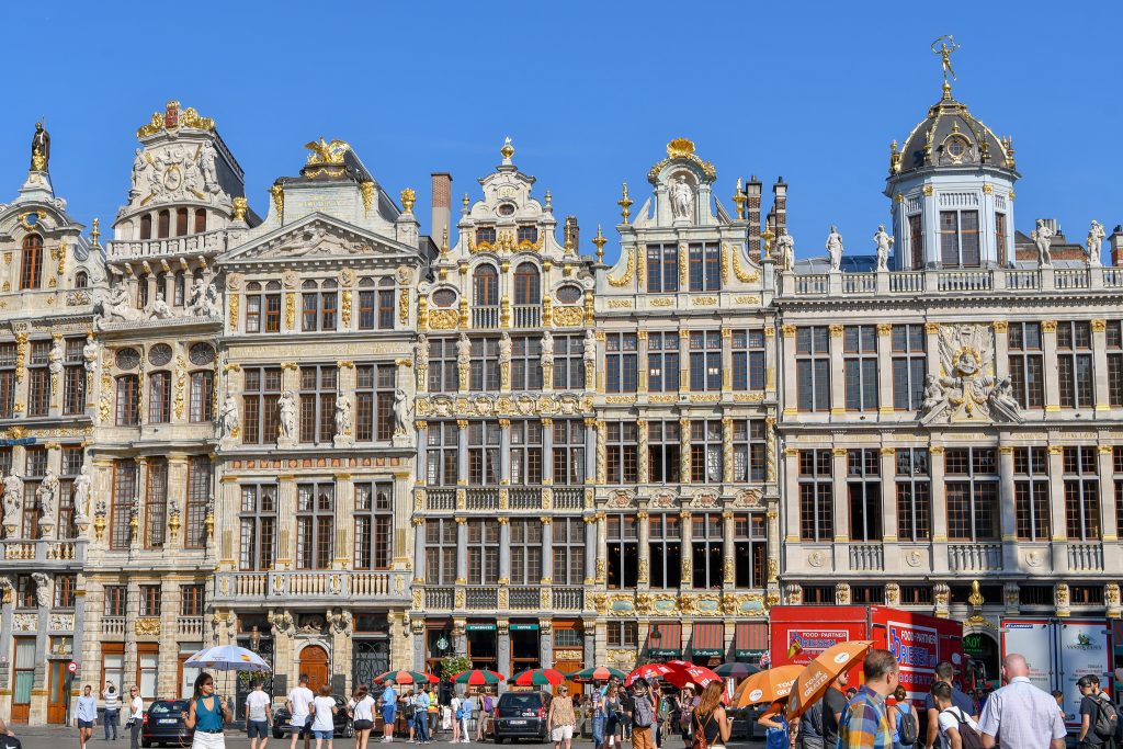 豪華絢爛！金ピカ！なんの建物かはよくわかってない。