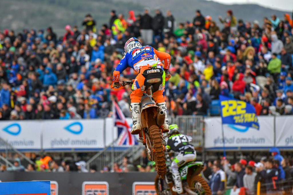 スタートで前に出られないためにカイローリに2レースとも追いつかず、総合2位のハーリングス。