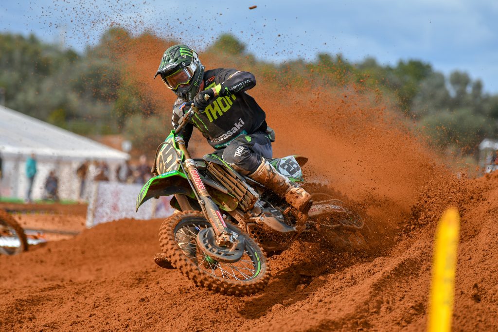 アクセルの開けっぷりの良さならこの人、クレモン・デサール。ルーストが高く上がるので絵になる。ハードパックは速い。