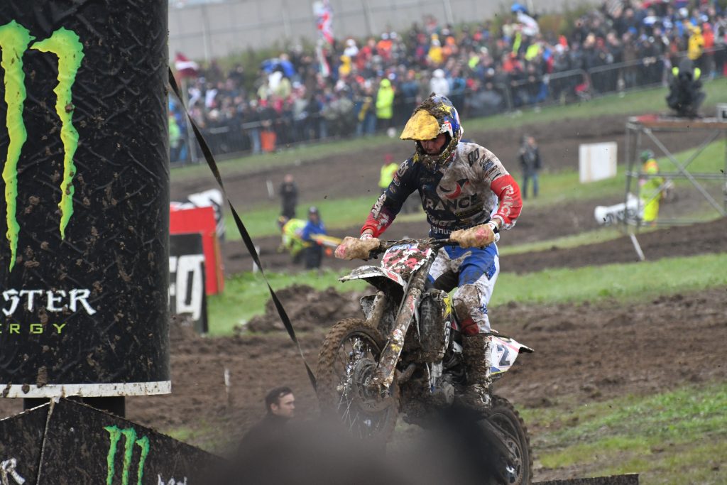 モトクロスからエンデューロへ転向したのになぜかネイションズで呼ばれるCC23。きっちり結果を残し、フランスは今年も優勝。